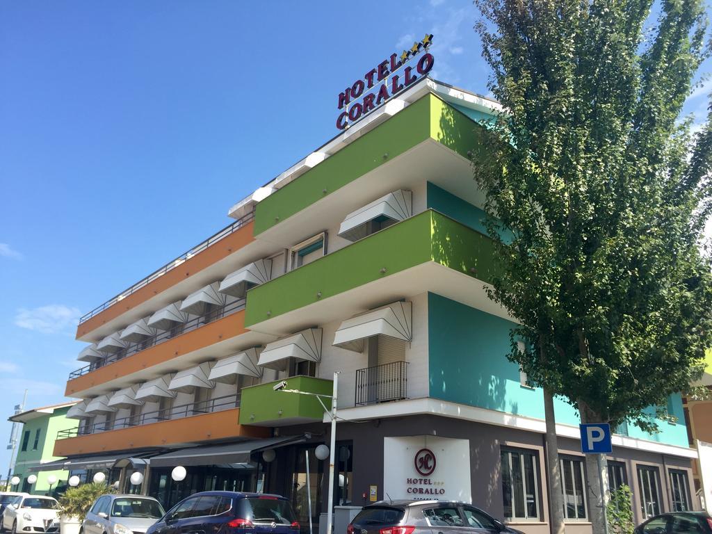 Hotel Corallo Фано Екстер'єр фото